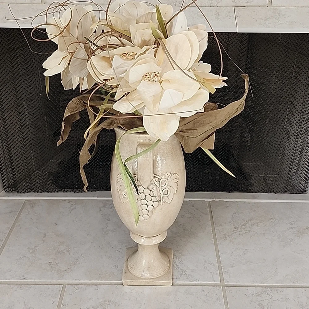 🤎 PIER 1 VASE & FLORALS 🤎